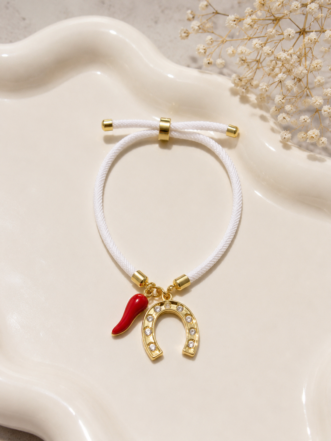 🤍 Pulsera Herradura de la Suerte y Protección 🤍