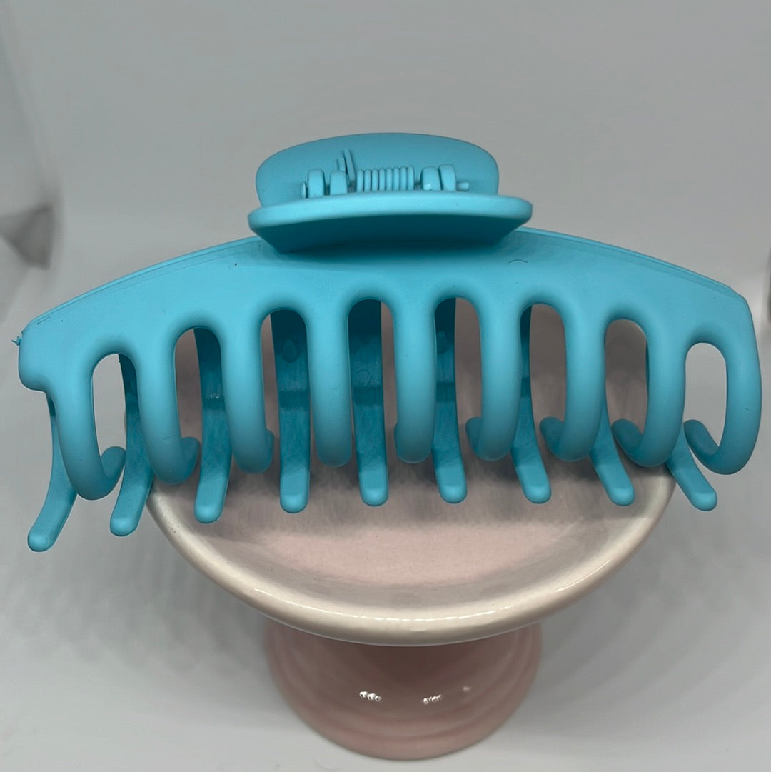 Blue big Hair claw