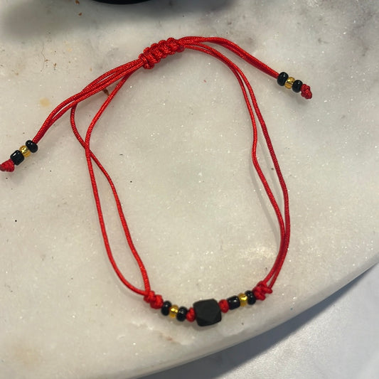 Pulsera de Azabache/Hilito Rojo