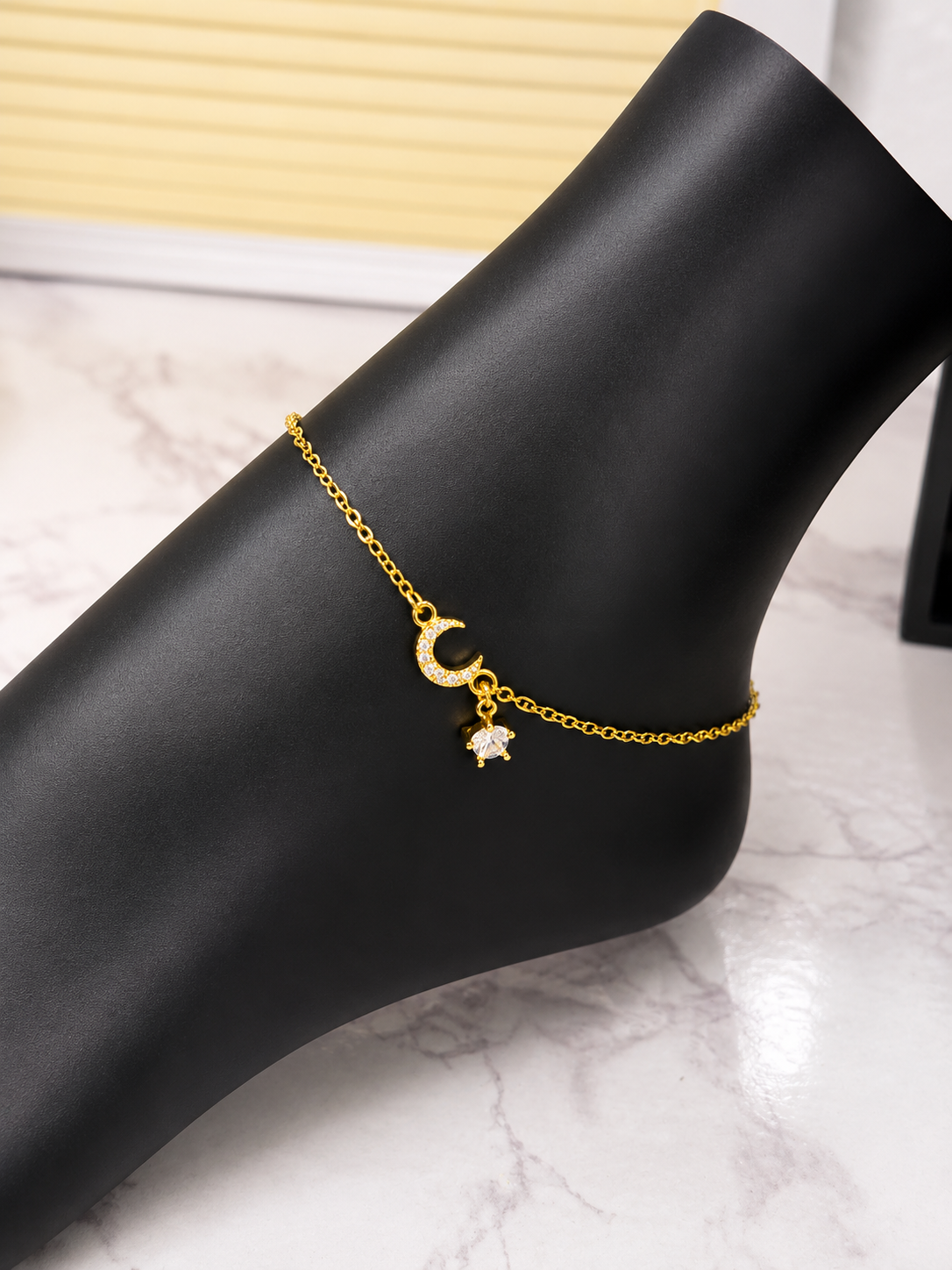 Tobillera Luna y Estrella – Elegancia Celestial