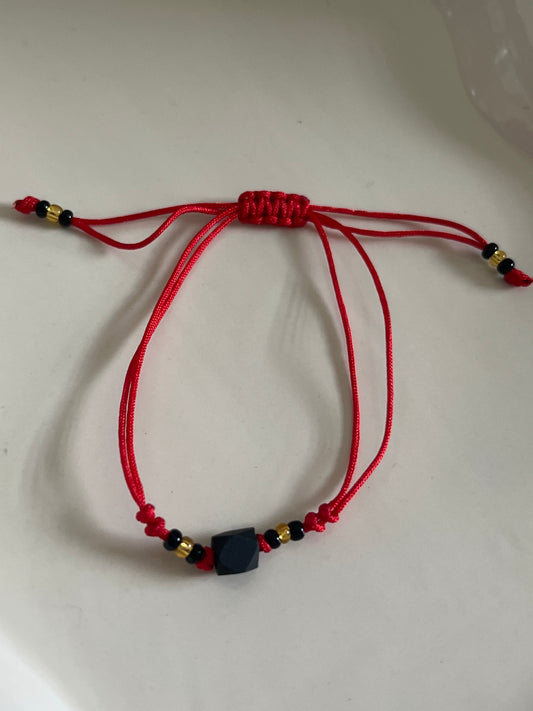 Pulsera de Azabache/Hilito Rojo