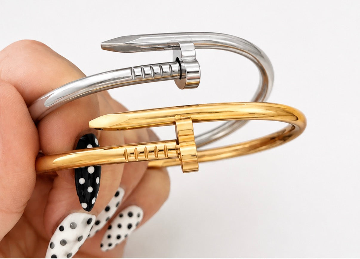 Nail Heart Bangle Bracelet