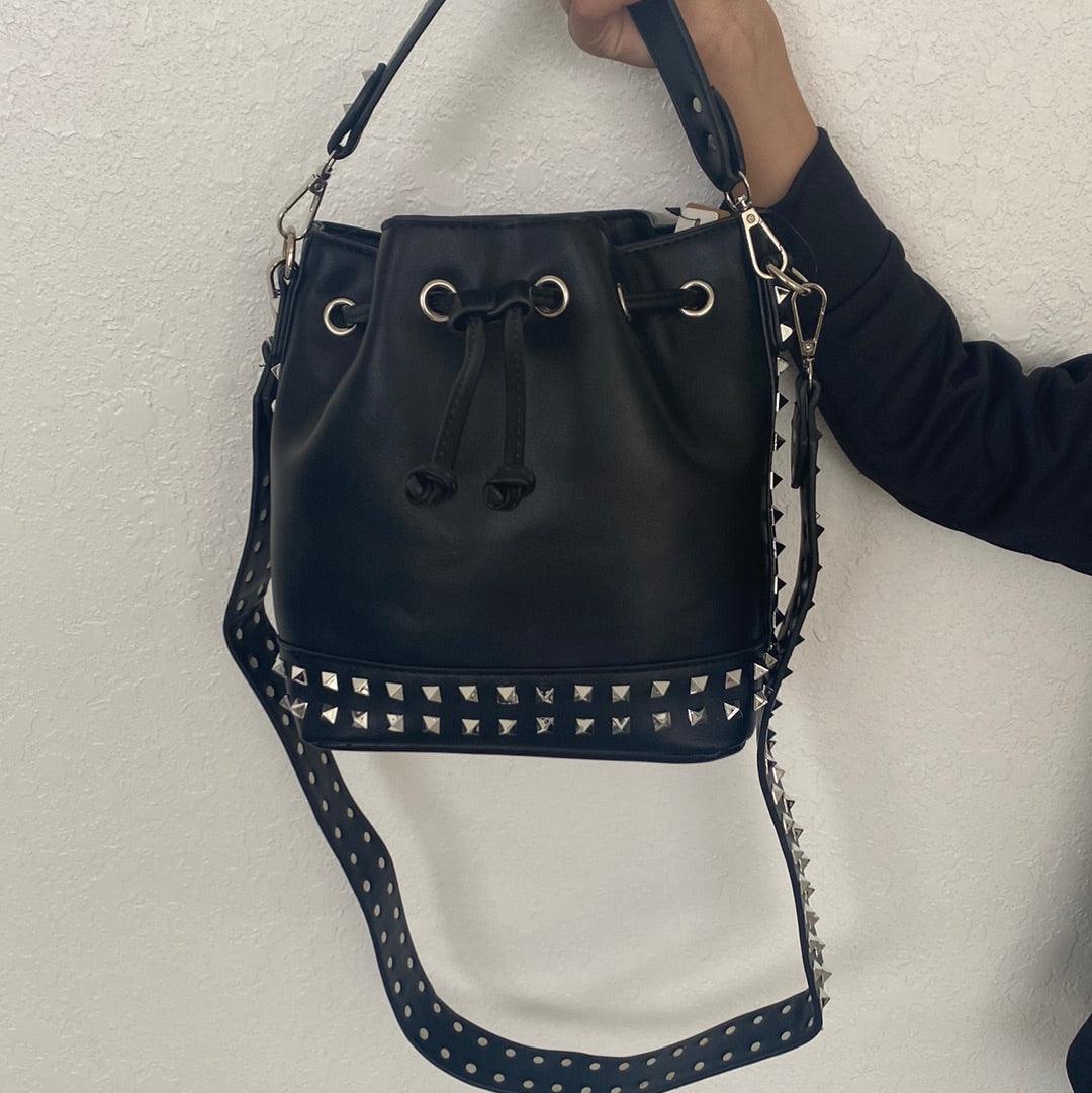 Black Handbag with silver detail - Life with JessicaS