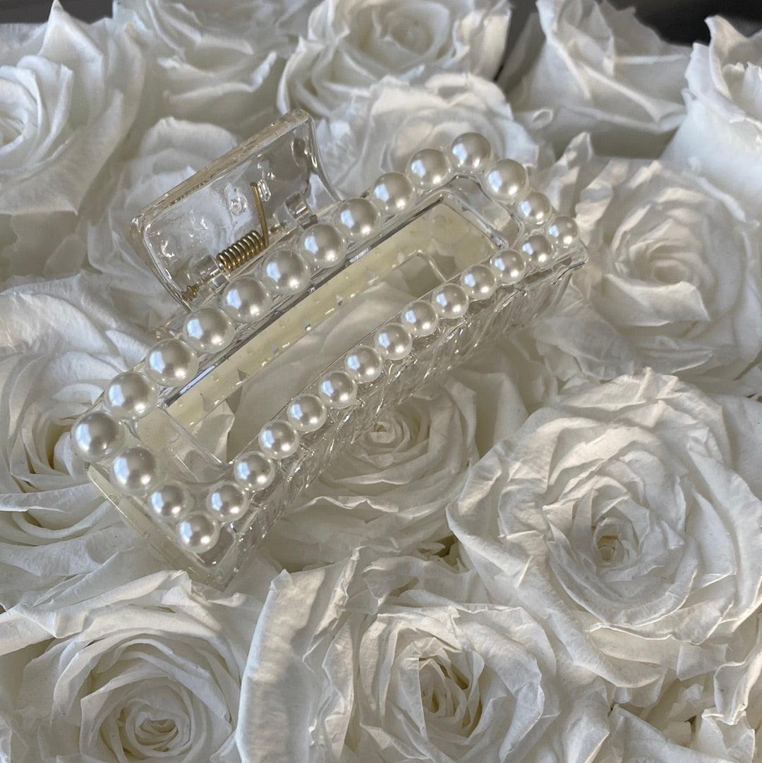 Clear Hair Claw with Pearls - Life with JessicaS